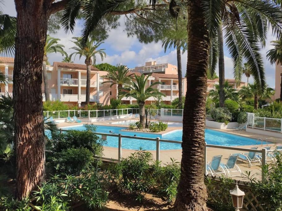 Appartement Vue Mer, 5Min A Pied De La Plage, Parking Prive ヴァロリス エクステリア 写真